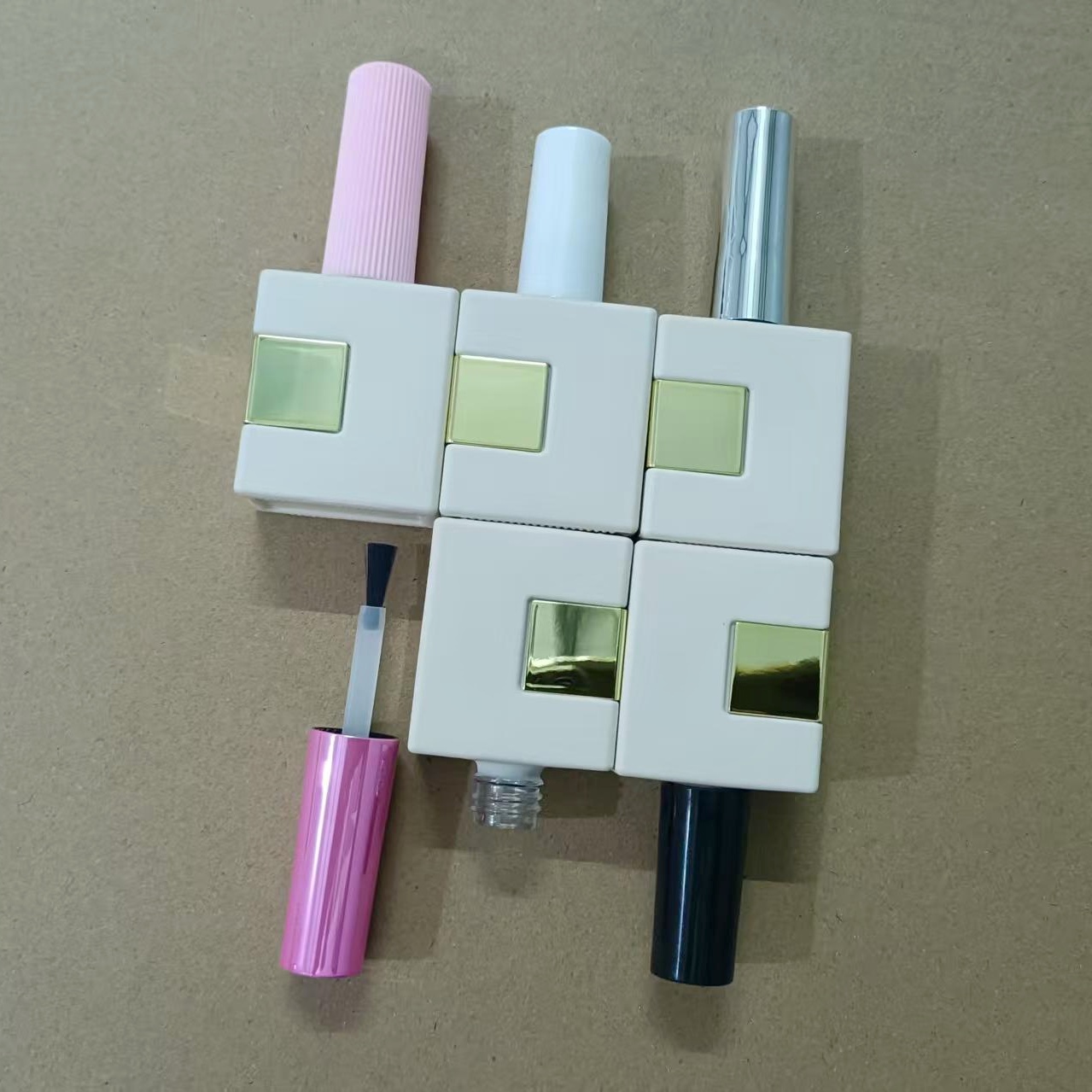 5 stuks 12ml lege nagellakfles - Nail Fan Brush recensie en prijs